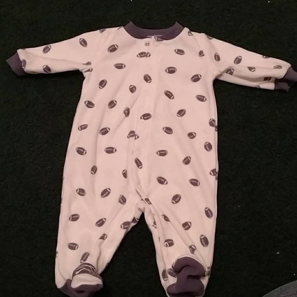 Carter's button up pajamas - Picture 2 of 4